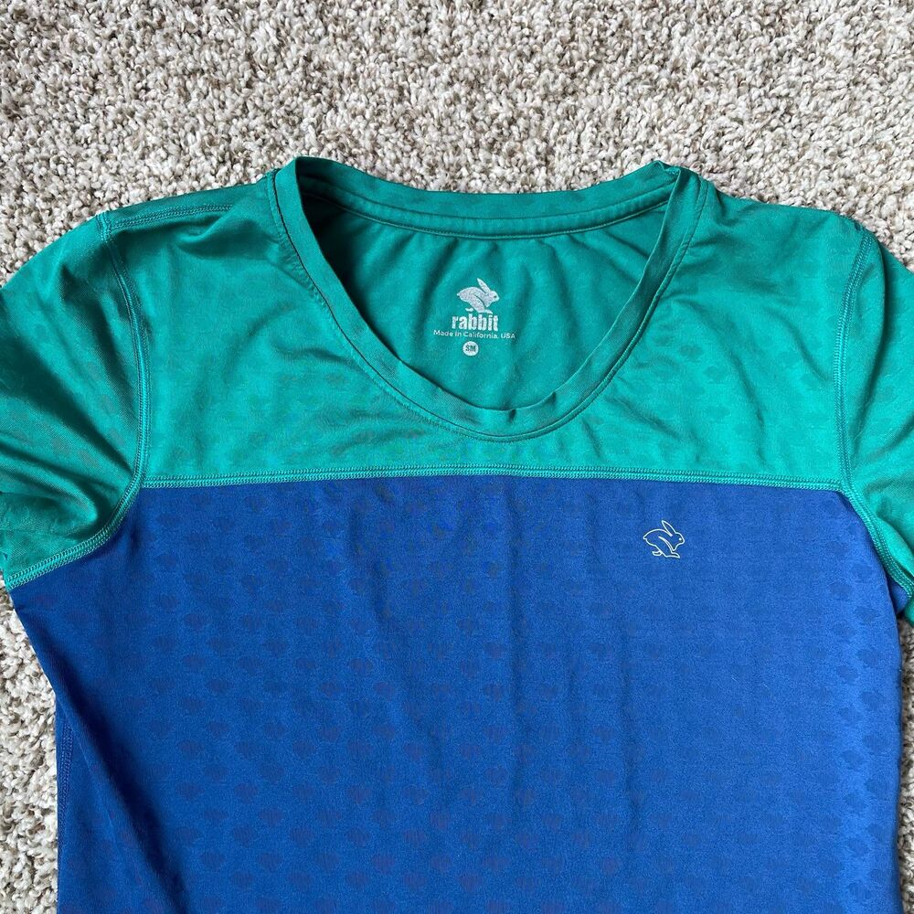 Small / Women's Rabbit Shirt - Picture 3 of 4